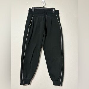 Title Nine Black Joggers w Side Pockets, 1 Back Zip Pocket. Light Gray Piping.
